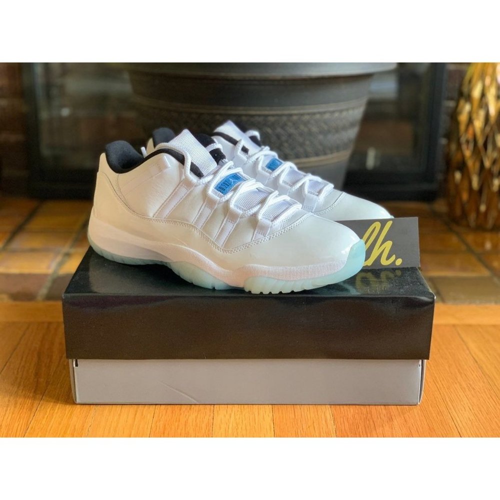 Size 11 Air Jordan Retro 11 Low "Legend Blue" - Picture 4 of 5